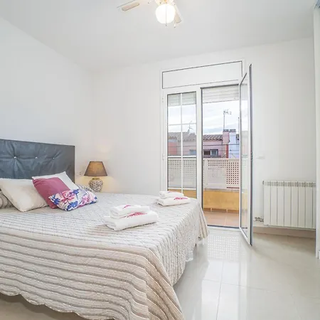Apart-rent Casa Puigmal 0152 * Empuriabrava